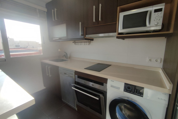 Alquiler a largo plazo - Apartamento / piso - SAN JUAN ALICANTE - Ensanche - Diputación