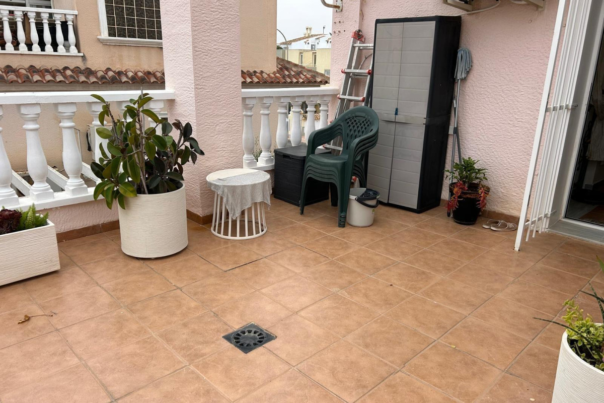 Resale - Townhouse - Torrevieja - Aguas nuevas 1