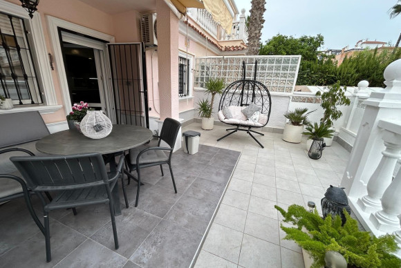 Resale - Townhouse - Torrevieja - Aguas nuevas 1