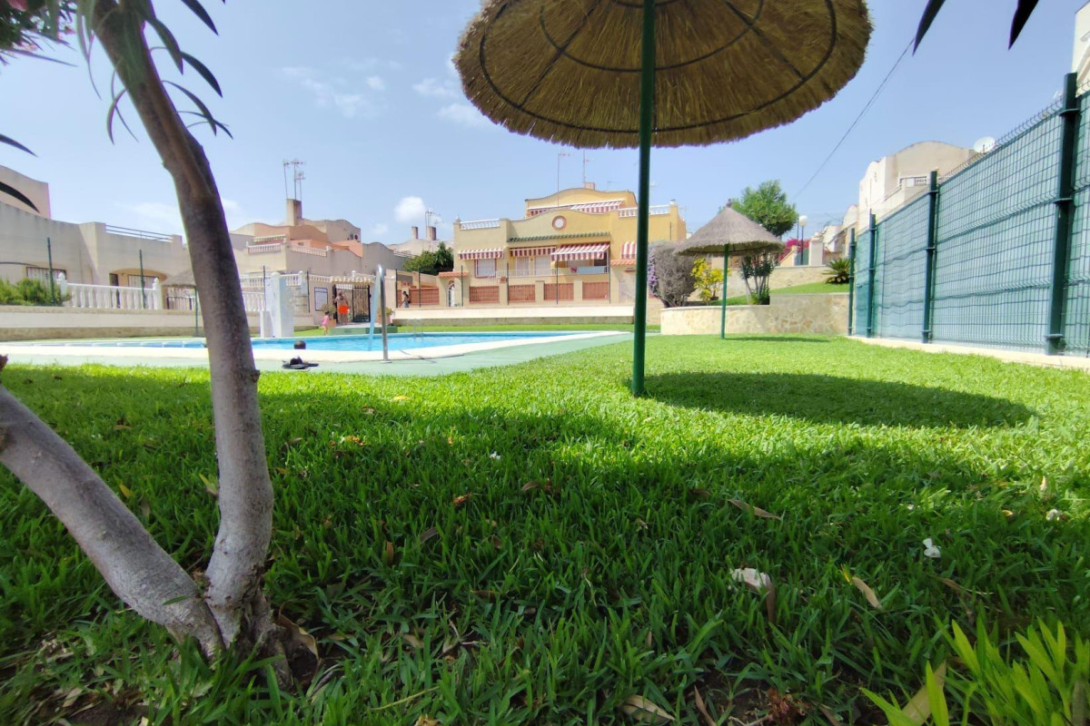 Revente - Bungalow - Torrevieja - Los balcones