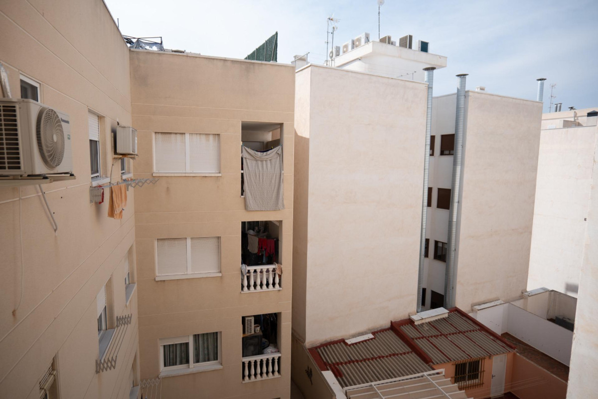 Resale - Apartment  - Torrevieja - Centro