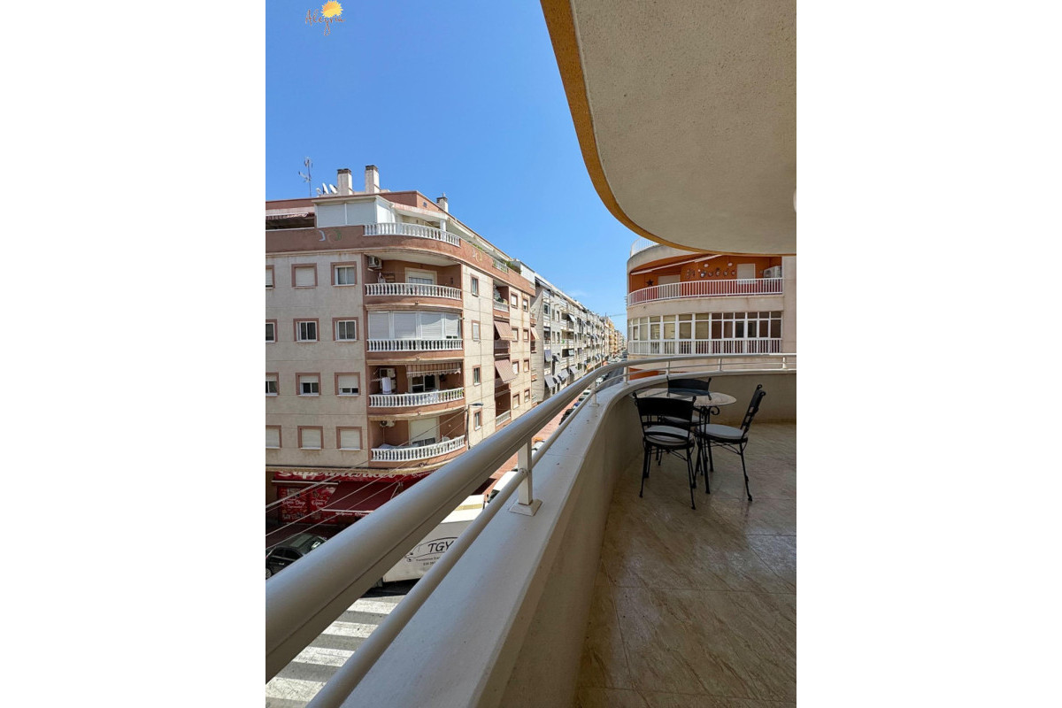 Reventa - Apartamento / piso - Torrevieja - Playa del cura