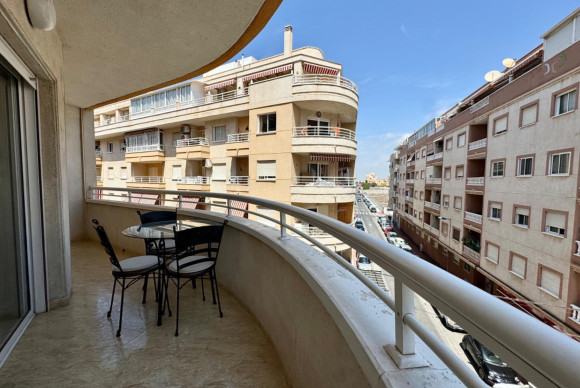 Reventa - Apartamento / piso - Torrevieja - Playa del cura