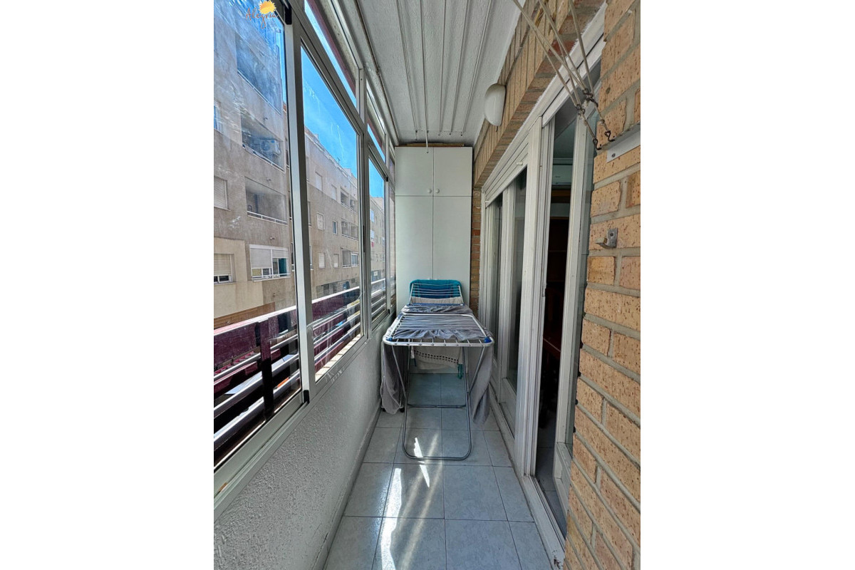 Revente - Appartement - Torrevieja - Centro