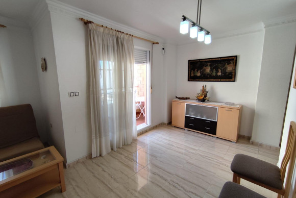 Resale - Apartment  - Torrevieja - Estacion de autobuses