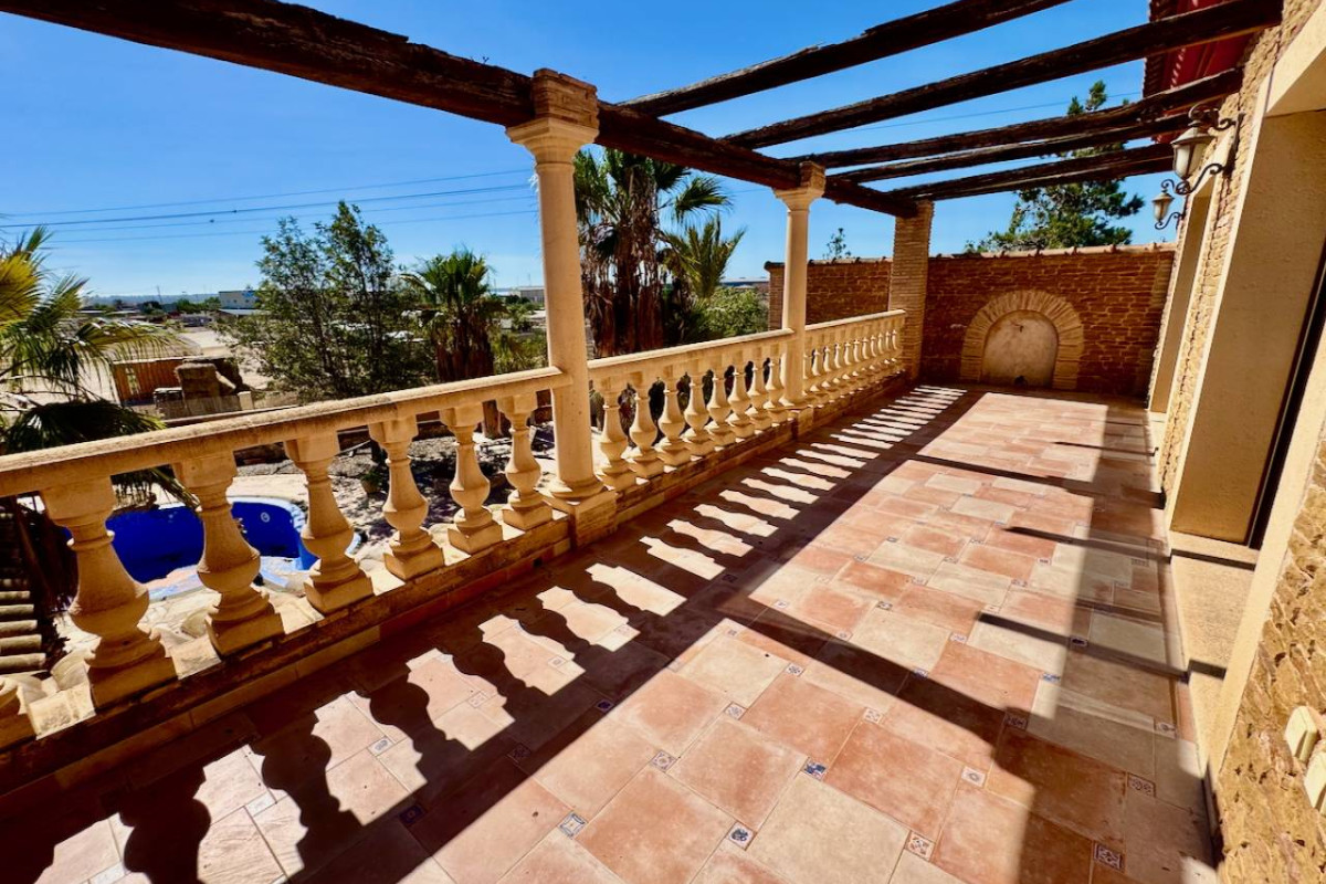 Resale - Finca / Country Property - Los Montesinos - los montesinos