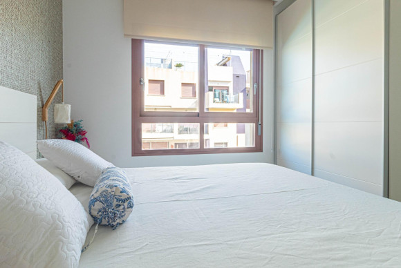 Resale - Apartment  - Pilar de la Horadada - Mil Palmeras