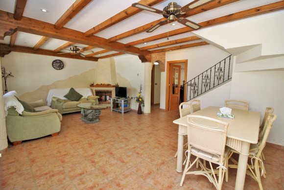 Resale - Villa - Villamartin - Los Dolses