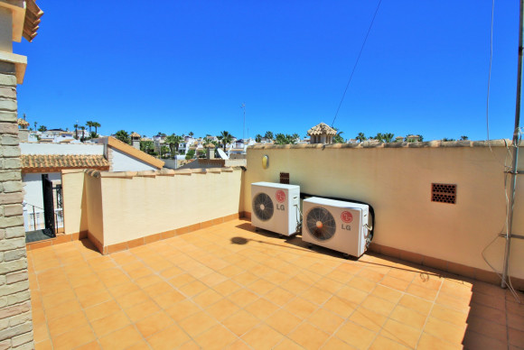 Resale - Villa - Villamartin - Los Dolses