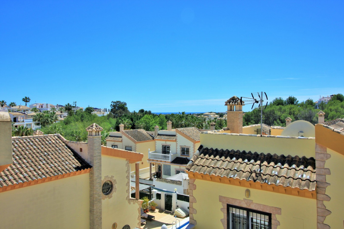 Resale - Villa - Villamartin - Los Dolses