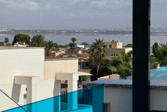 Revente - House - Torrevieja - Los balcones