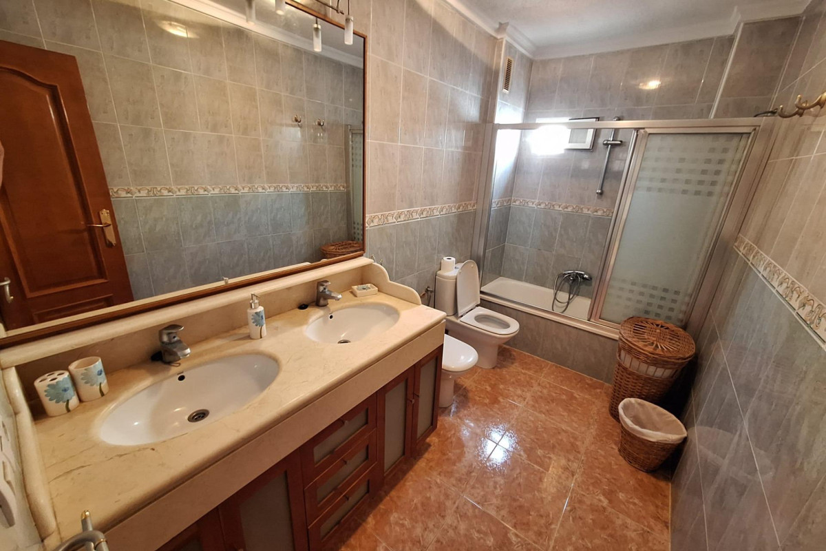 Long Term Rental - Apartment  - Torrevieja - Playa del cura