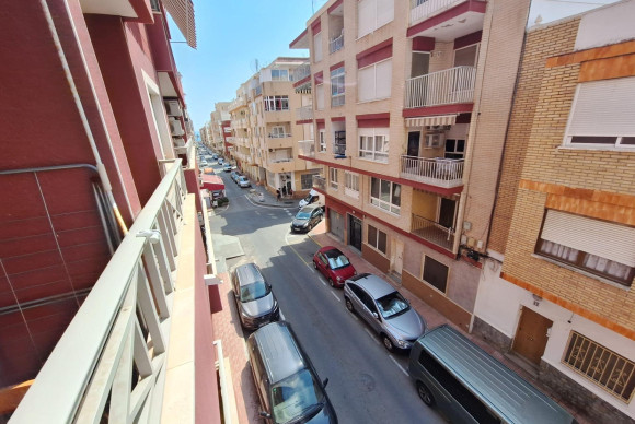 Lange Termijn Verhuur - Appartement  - Torrevieja - Estacion de autobuses