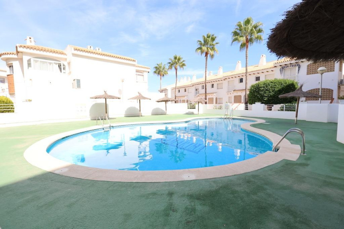 Reventa - Apartamento / piso - Orihuela Costa - Campoamor