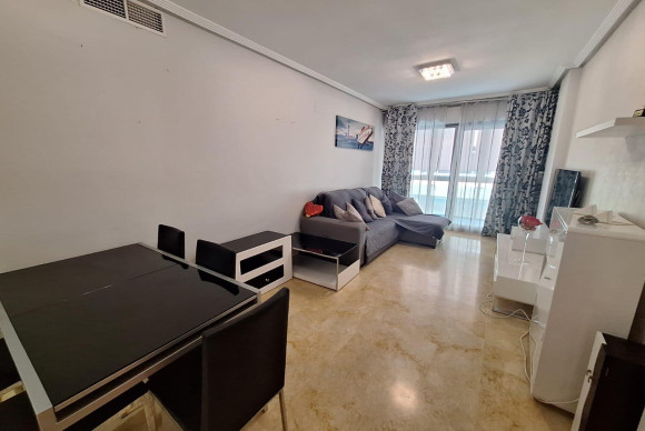 Alquiler a largo plazo - Apartamento / piso - Torrevieja - Playa del cura