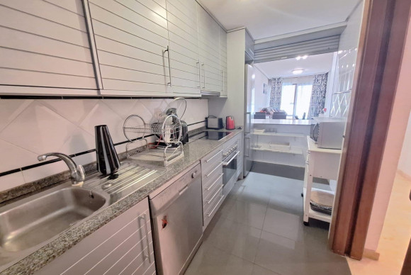 Alquiler a largo plazo - Apartamento / piso - Torrevieja - Playa del cura