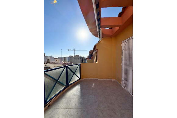 Resale - Apartment  - Torrevieja - Centro