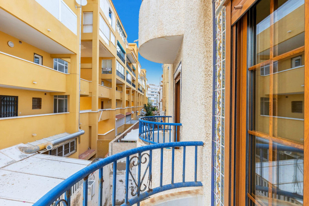 Resale - Apartment  - Torrevieja - La Mata