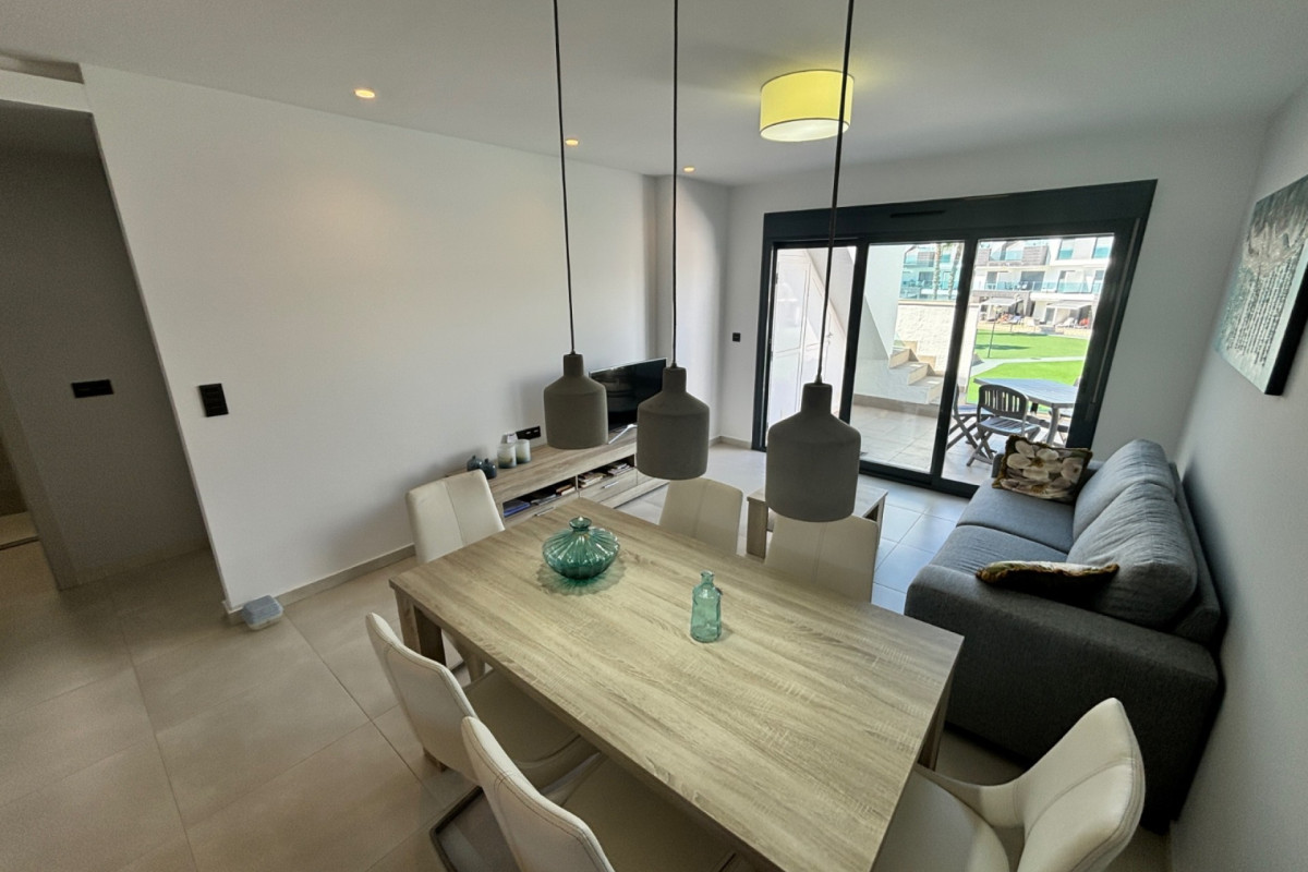 Resale - Apartment  - Guardamar del Segura - El Raso