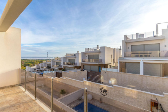 Reventa - Villa - Orihuela Costa - PAU 26