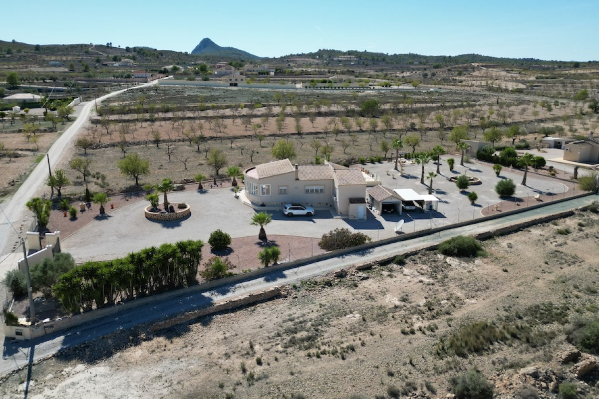 Resale - Villa - HONDON DE LOS FRAILES