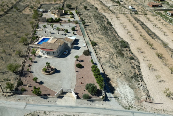 Resale - Villa - HONDON DE LOS FRAILES