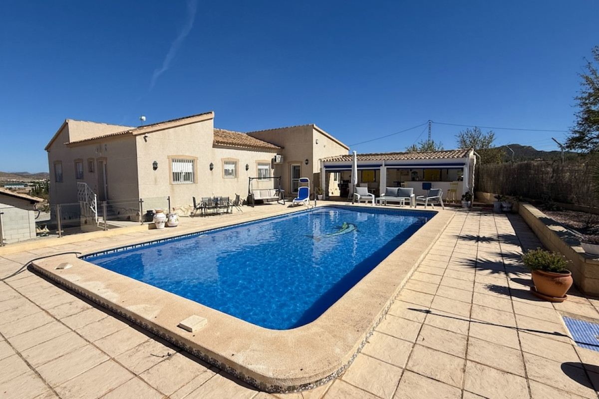 Resale - Villa - HONDON DE LOS FRAILES