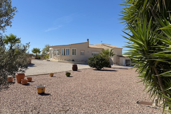 Resale - Villa - HONDON DE LOS FRAILES