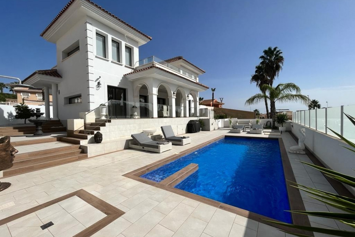 Reventa - Detached House / Villa - Ciudad Quesada