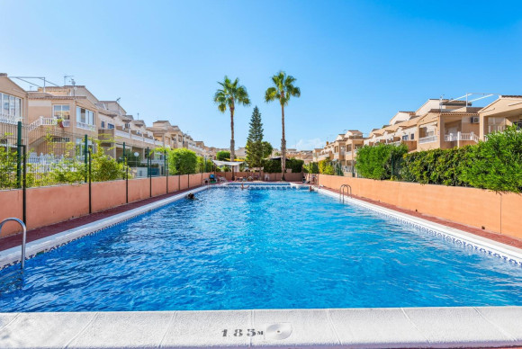 Herverkoop - Appartement  - Orihuela Costa - Urbanización Perla del Mar