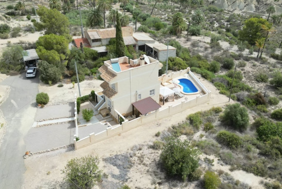 Resale - Villa - ABANILLA