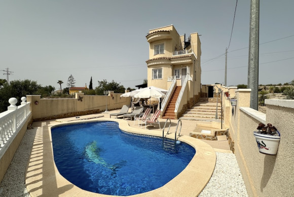 Resale - Villa - ABANILLA