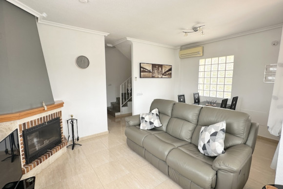 Resale - Villa - ABANILLA