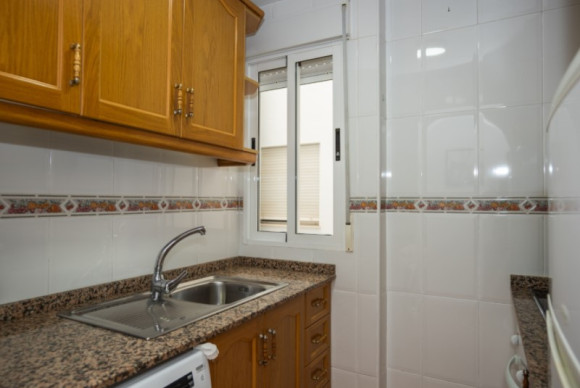 Resale - Flat - Torrevieja - Torrevieja Centro