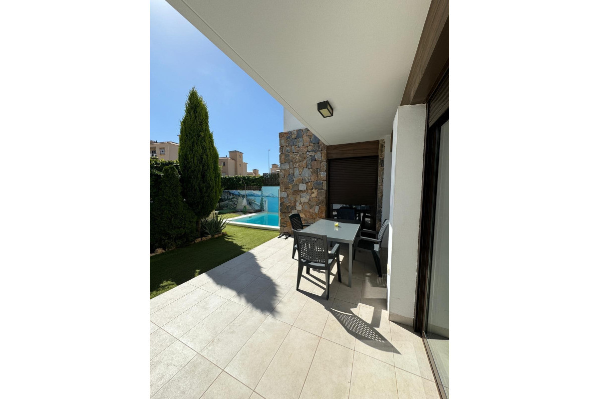 Resale - Villa de Lujo - Orihuela Costa - Lomas de Cabo Roig