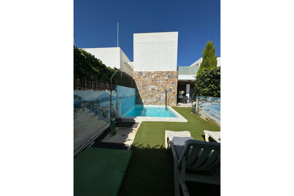 Resale - Villa de Lujo - Orihuela Costa - Lomas de Cabo Roig