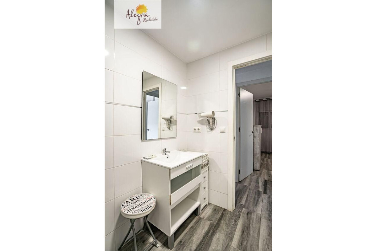 Reventa - Apartamento / piso - Valencia - Campanar