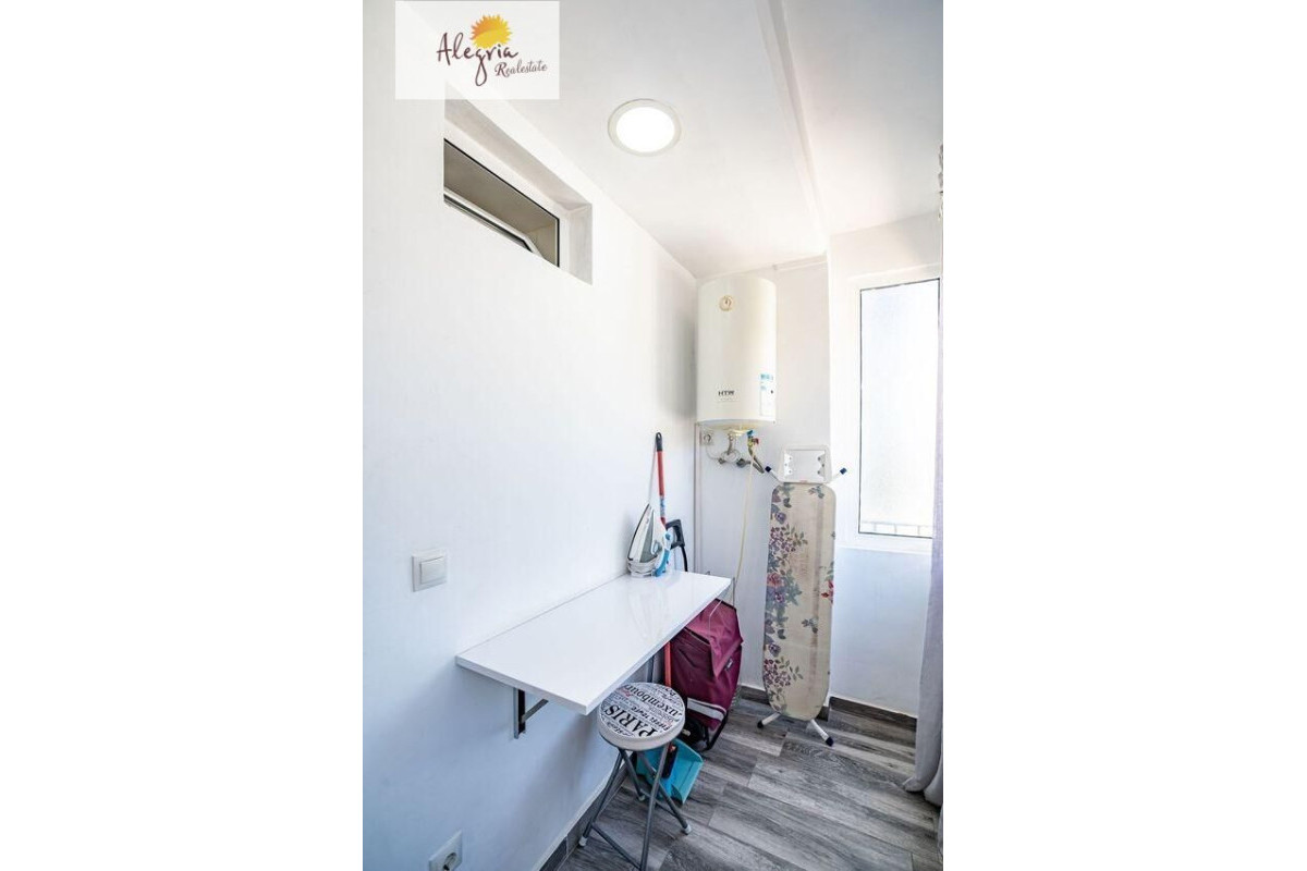 Herverkoop - Appartement  - Valencia - Campanar