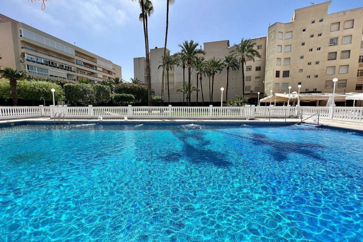 Revente - Appartement - Torrevieja - Aldea del mar