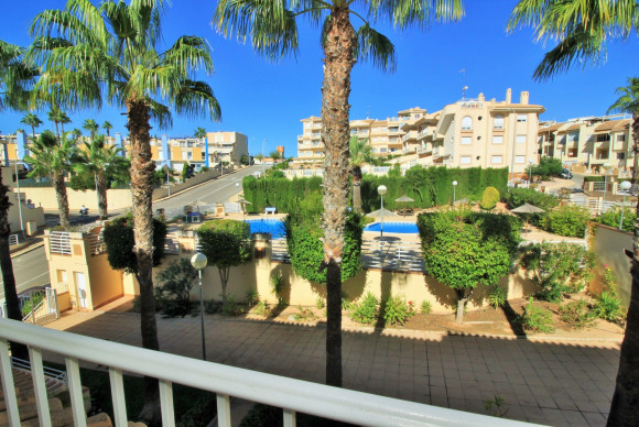 Herverkoop - Appartement  - Cabo Roig