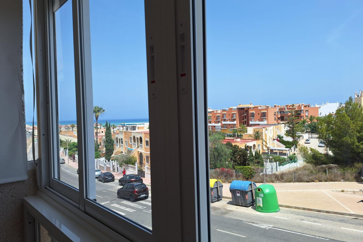 Long Term Rental - Apartment  - Torrevieja - Torre la mata