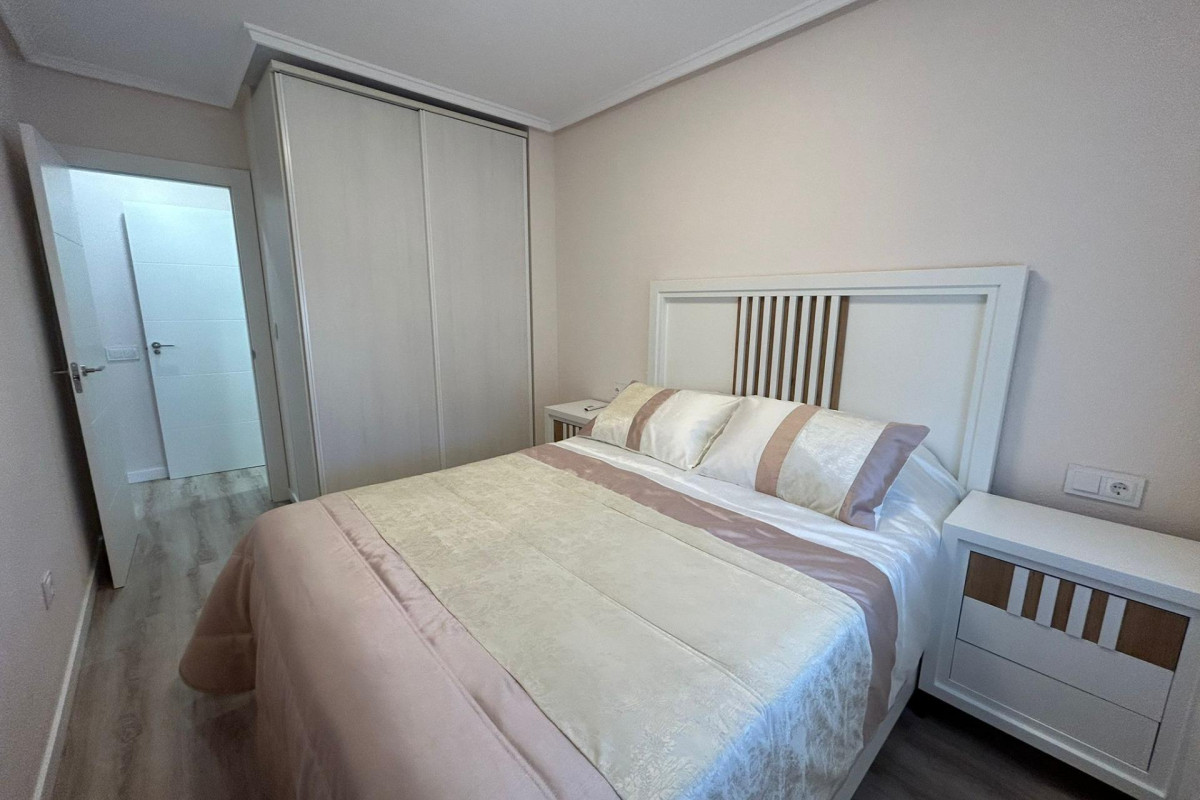 Herverkoop - Appartement  - Torrevieja - Centro