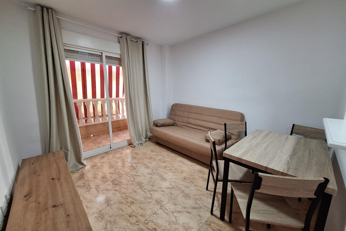 Lange Termijn Verhuur - Appartement  - Torrevieja - Playa del cura