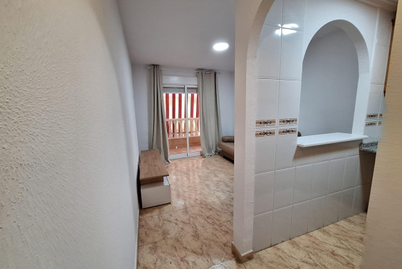 Lange Termijn Verhuur - Appartement  - Torrevieja - Playa del cura