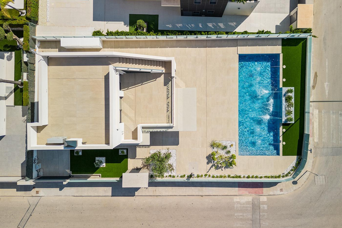 Obra nueva - Villa de Lujo - Orihuela Costa - Campoamor