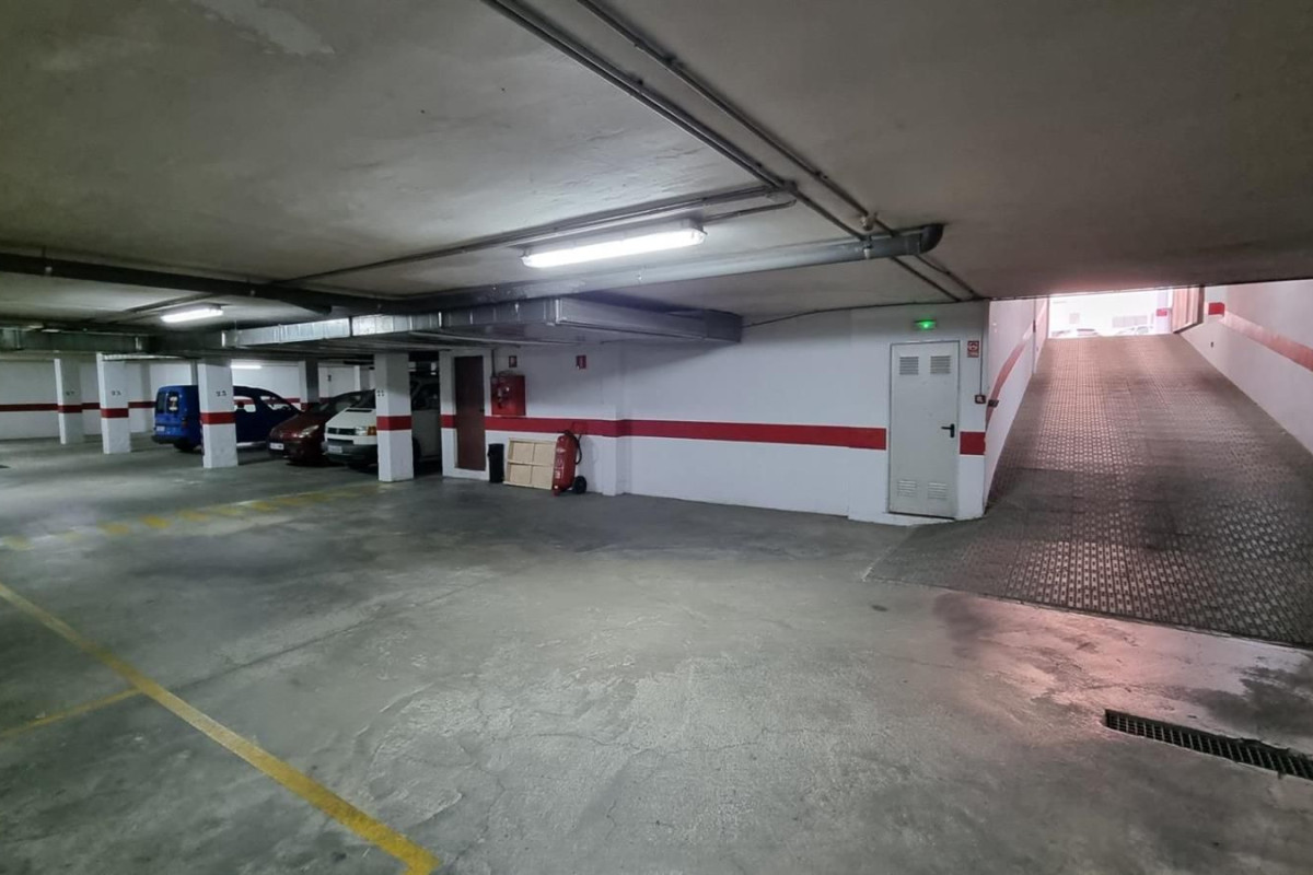 Herverkoop - Garage - Orihuela Costa - Barrio de la Ocarasa