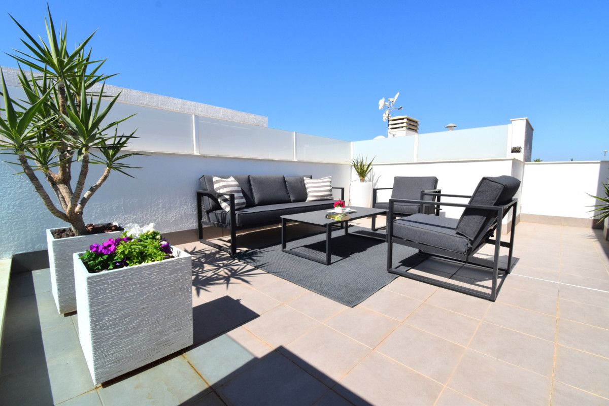 Resale - Apartment  - Orihuela Costa - Lomas de Cabo Roig