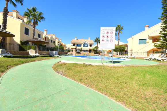 Resale - Townhouse - Orihuela Costa - Lomas de Campoamor