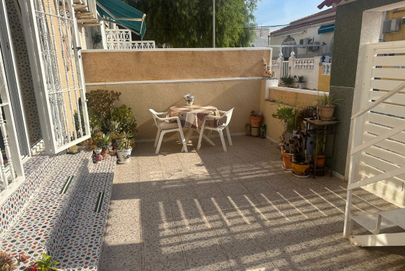 Resale - Townhouse - San Luis - San Luis, Torrevieja