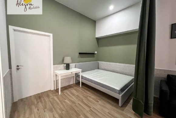 Resale - Apartment  - Valencia - La Raiosa